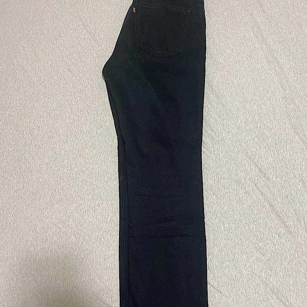 Black Levi straight jean